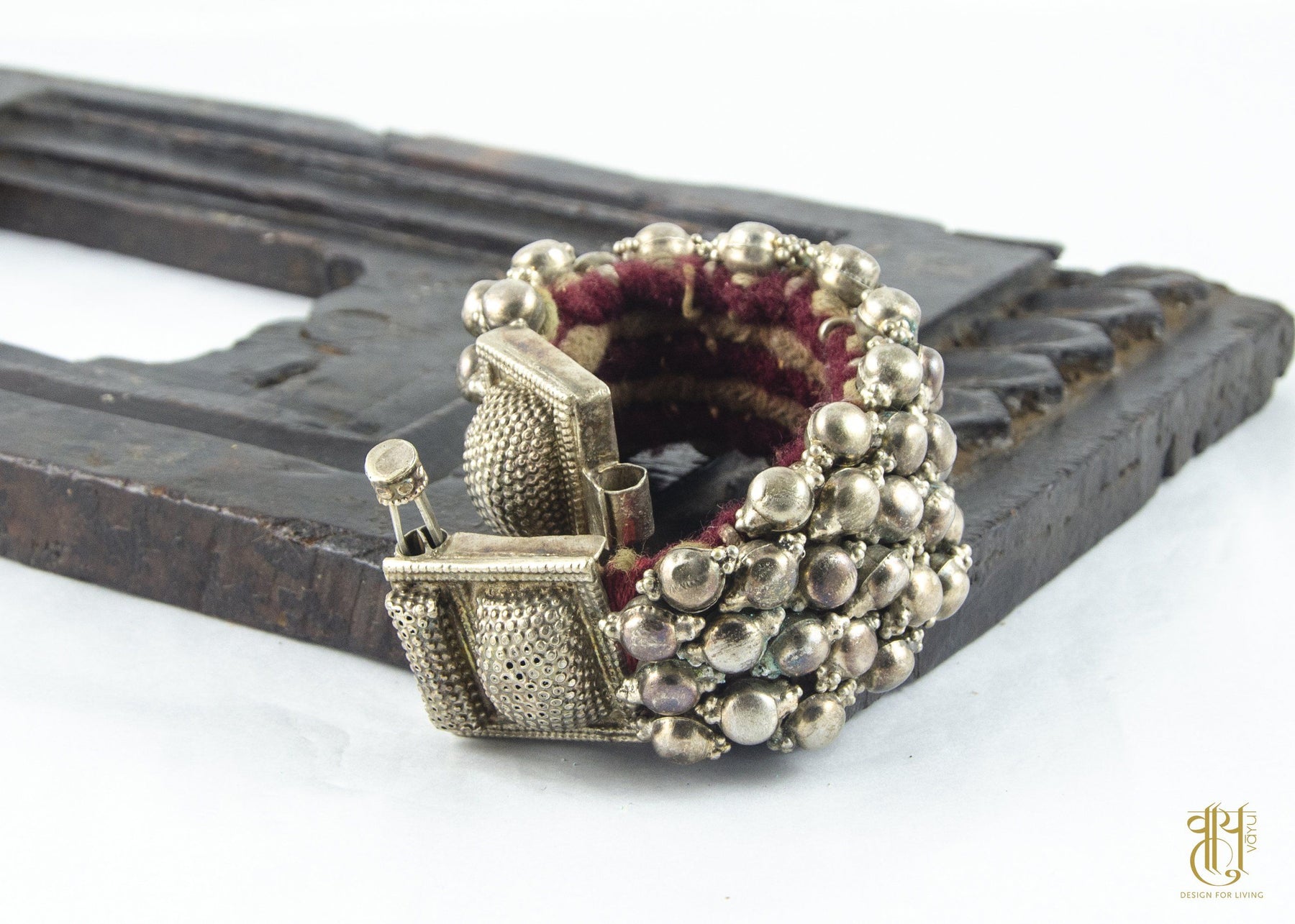 Traditional Tribal Bracelet with Square shaped Beads Embedded-Ritikart